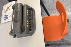 Blindenschreibmaschine Blindenschreibmaschine